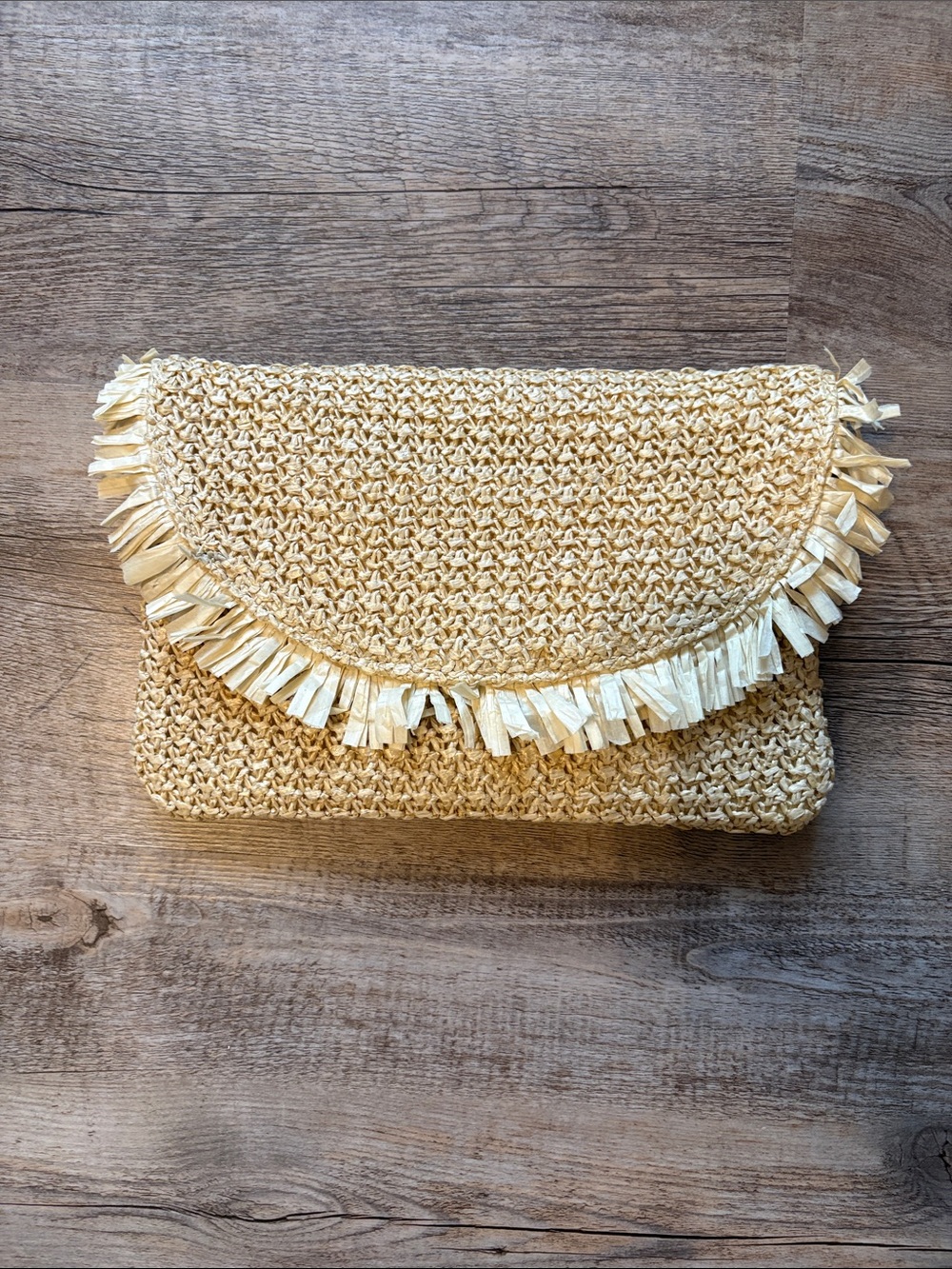 Beachly Woven Straw Fringe Clutch
